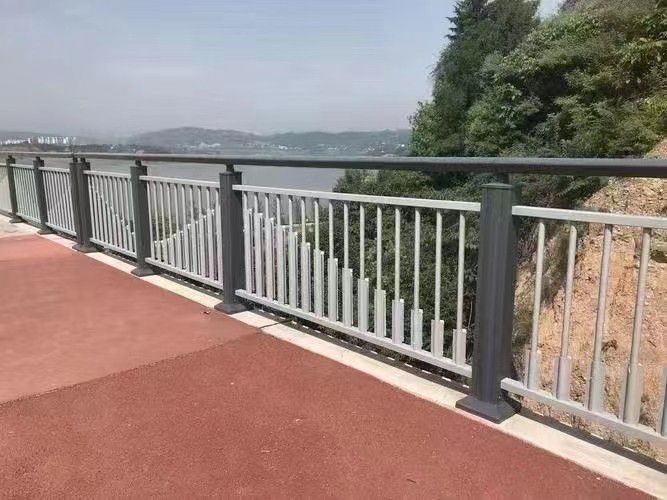 鋁合金護(hù)欄